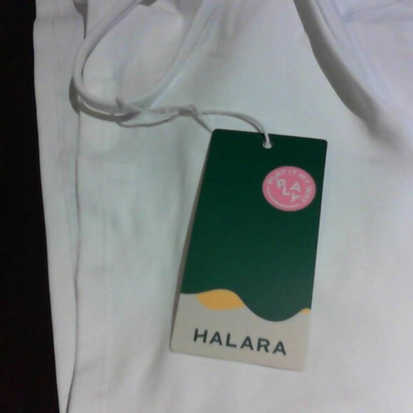 Halara crop top in white - Picture 3 of 4